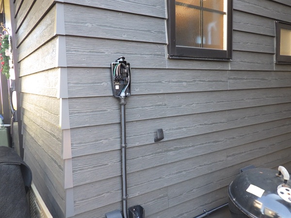 神奈川県・テスラウォールコネクタ－