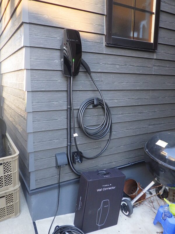 神奈川県・テスラウォールコネクタ－